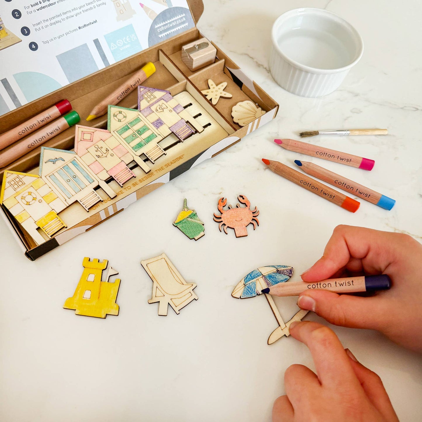 Create Your Own Beach Scene - DIY Craft Kit for Kids