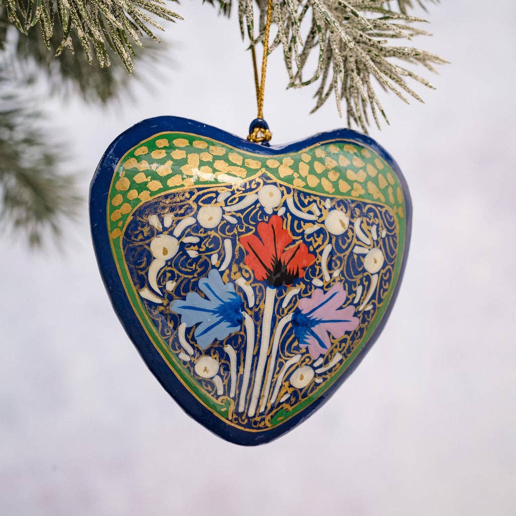 Green Trellis Paper Mache Hanging Heart Ornament