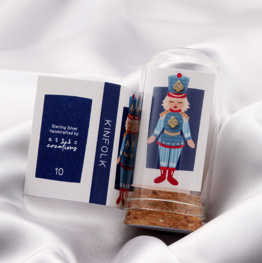 KINFOLK Blue Nutcracker Crystal heart spade earrings