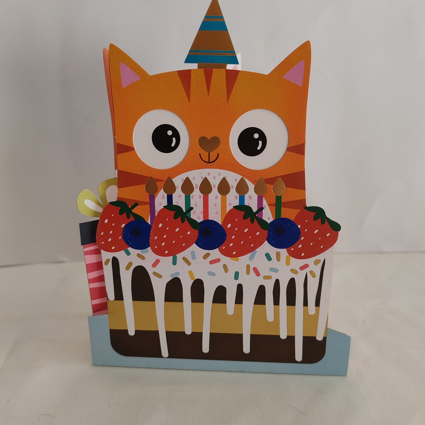 Wobbly eyes greeting card cat