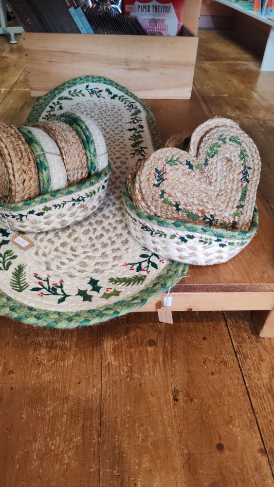 Plain natural jute heart coaster. 20cm x 15cm