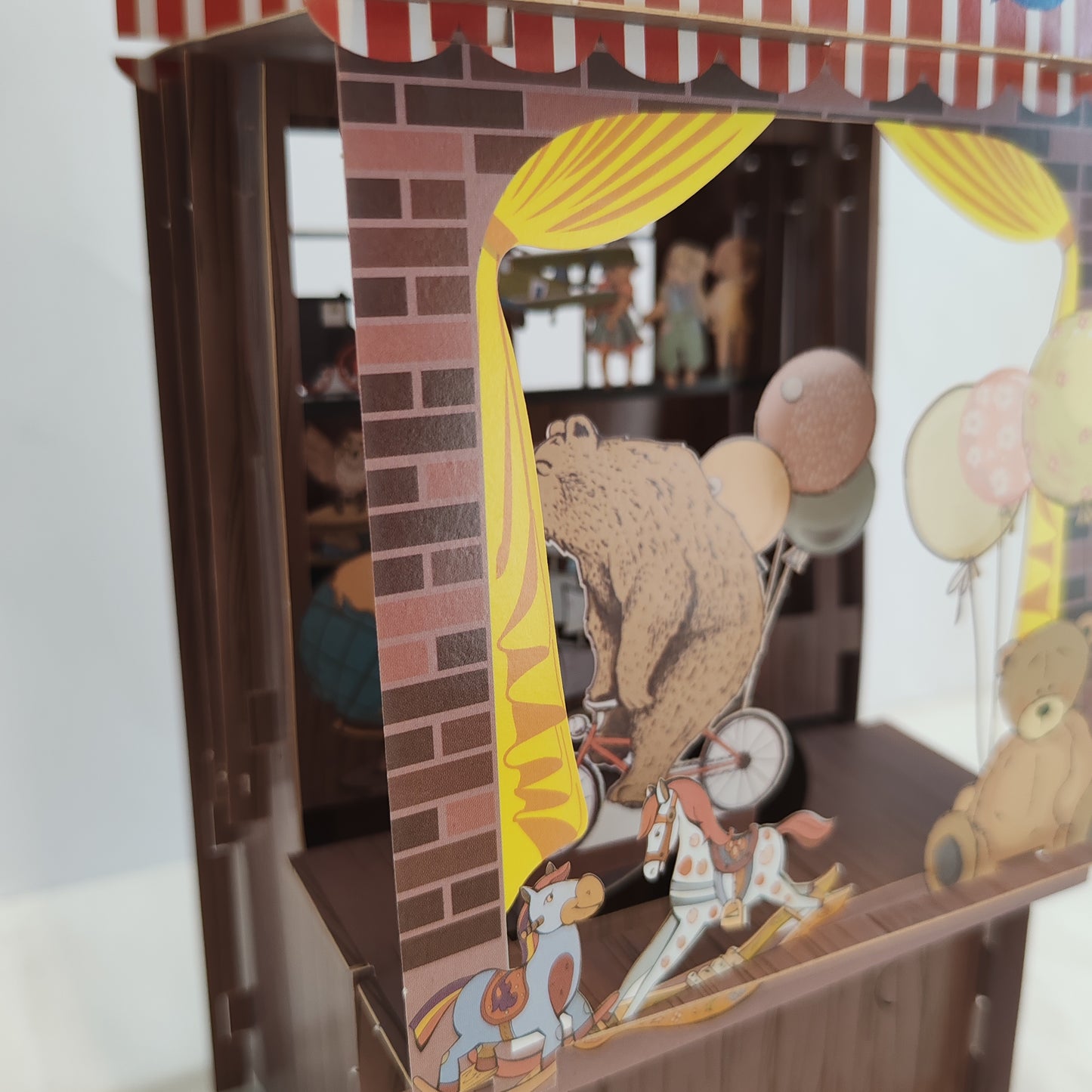 Paper theatre interactive pop up card Toys