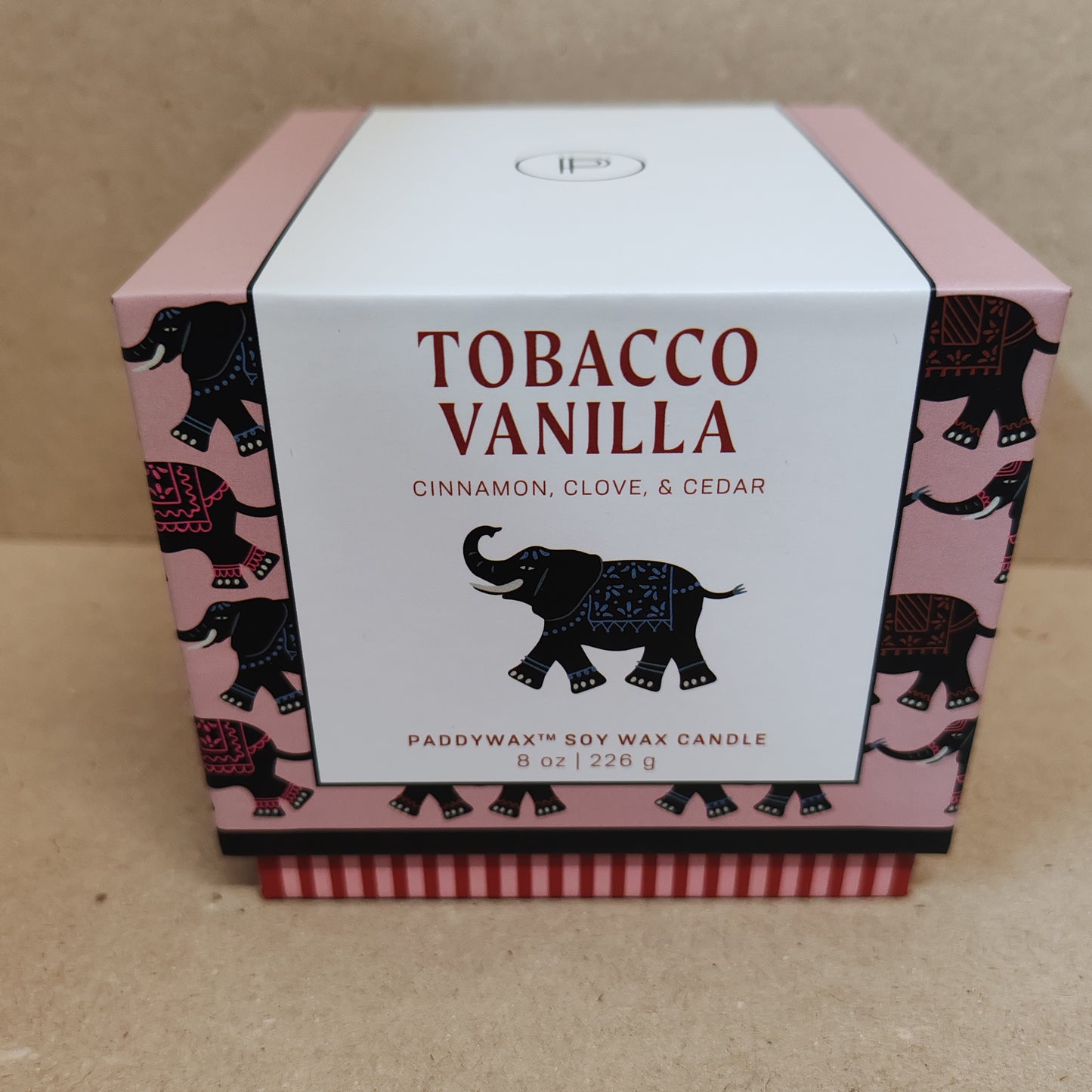Adopo elephant ceramic scented candle. Scent Tobacco and Vanilla