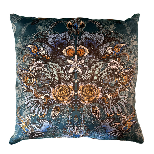 Becca Who Eden 18" cushion