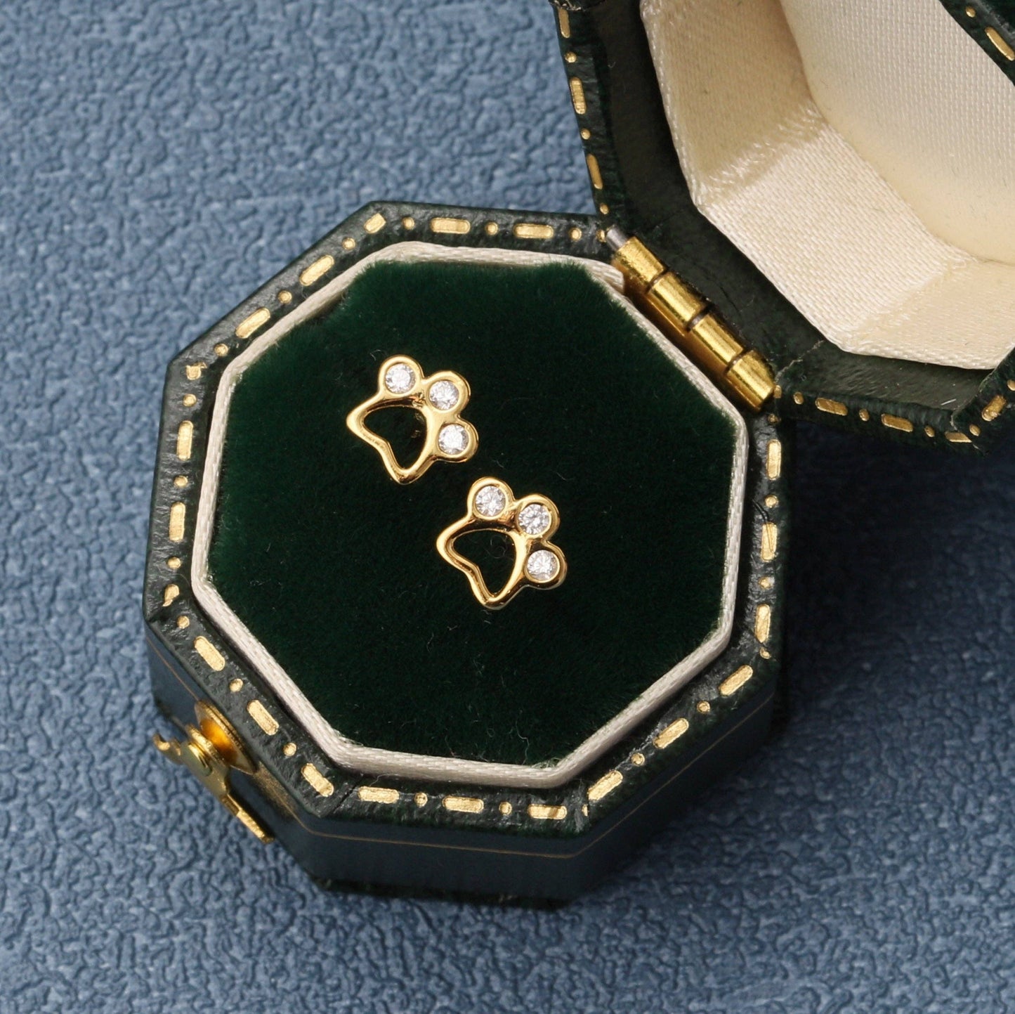 THE COMPANION  Crystal Tiny Paw earrings