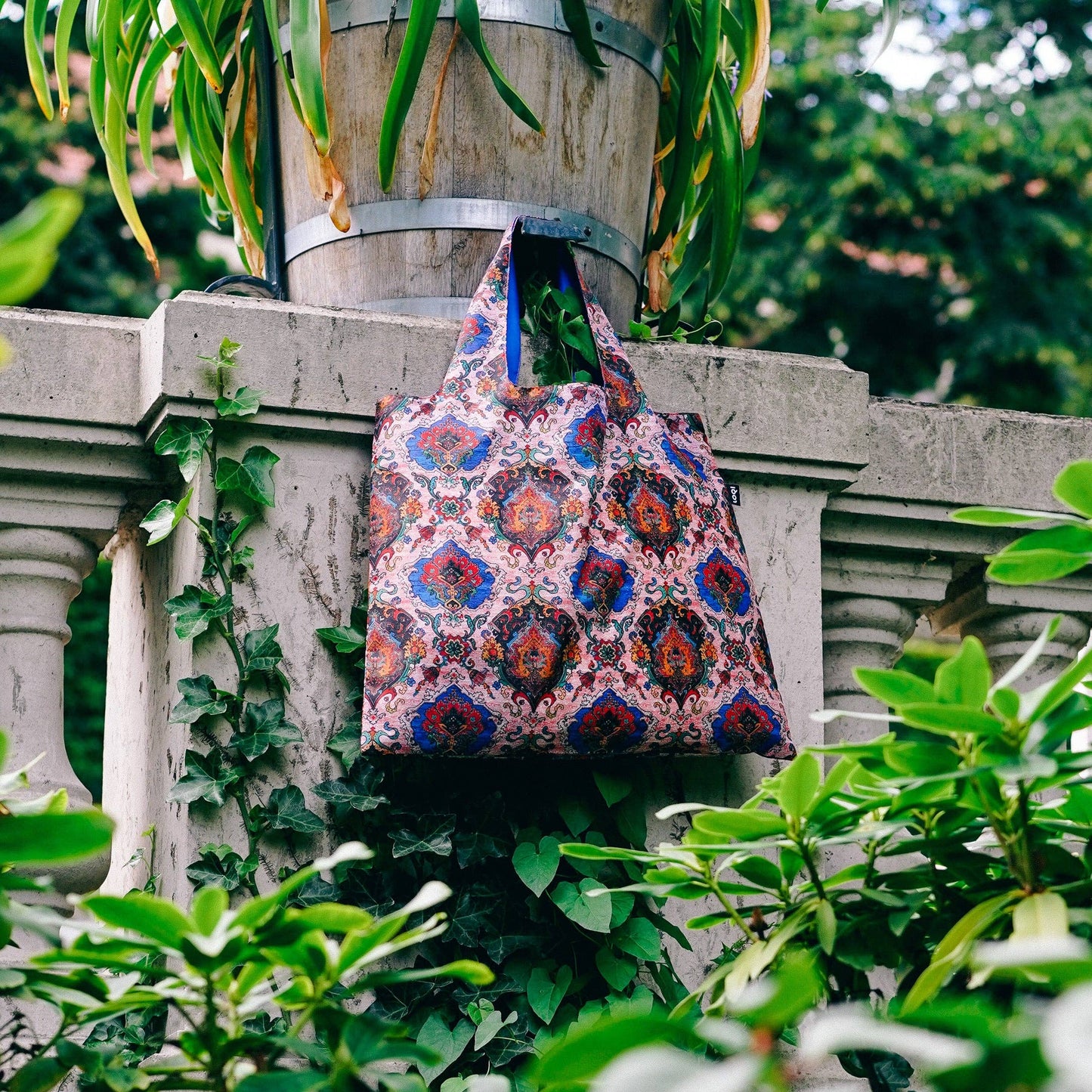 DECORATIVE ART Tapestry Tea Rose Recycled Bag