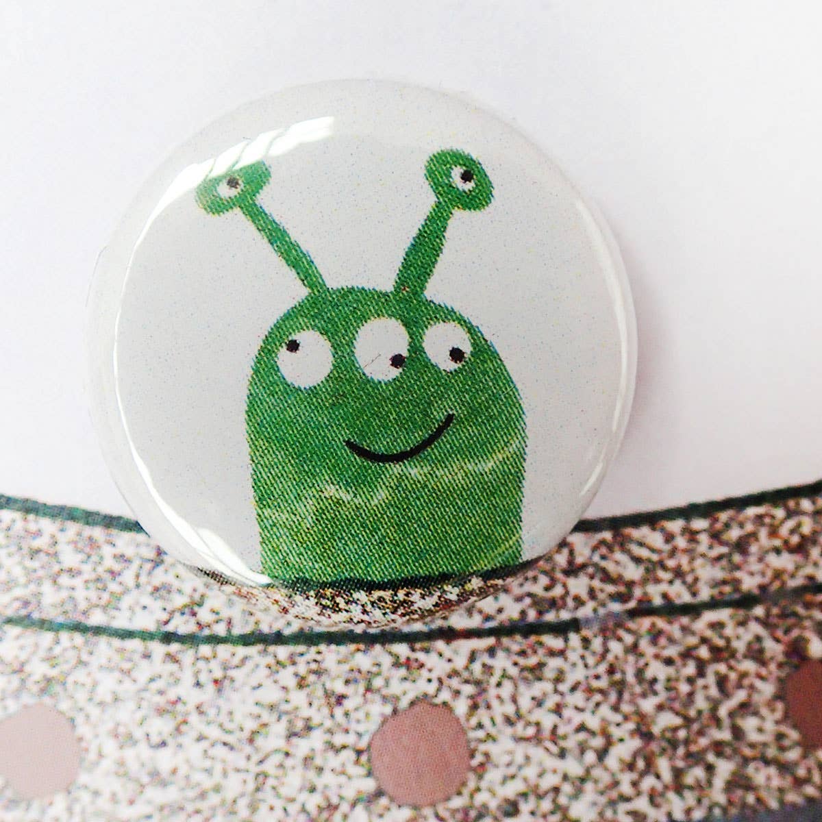 Spaceship Alien Birthday - Greeting card with badge