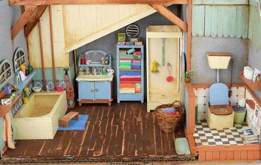 Kids DIY Dollhouse Furniture Kit - Bathroom (Scale 1:12)