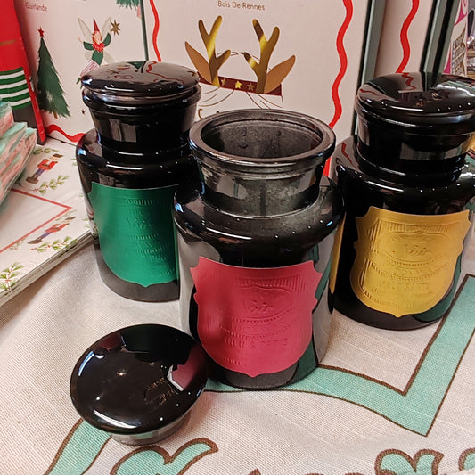 Black Apothecary Jar Rich rose label. Scent of Linen and Orris