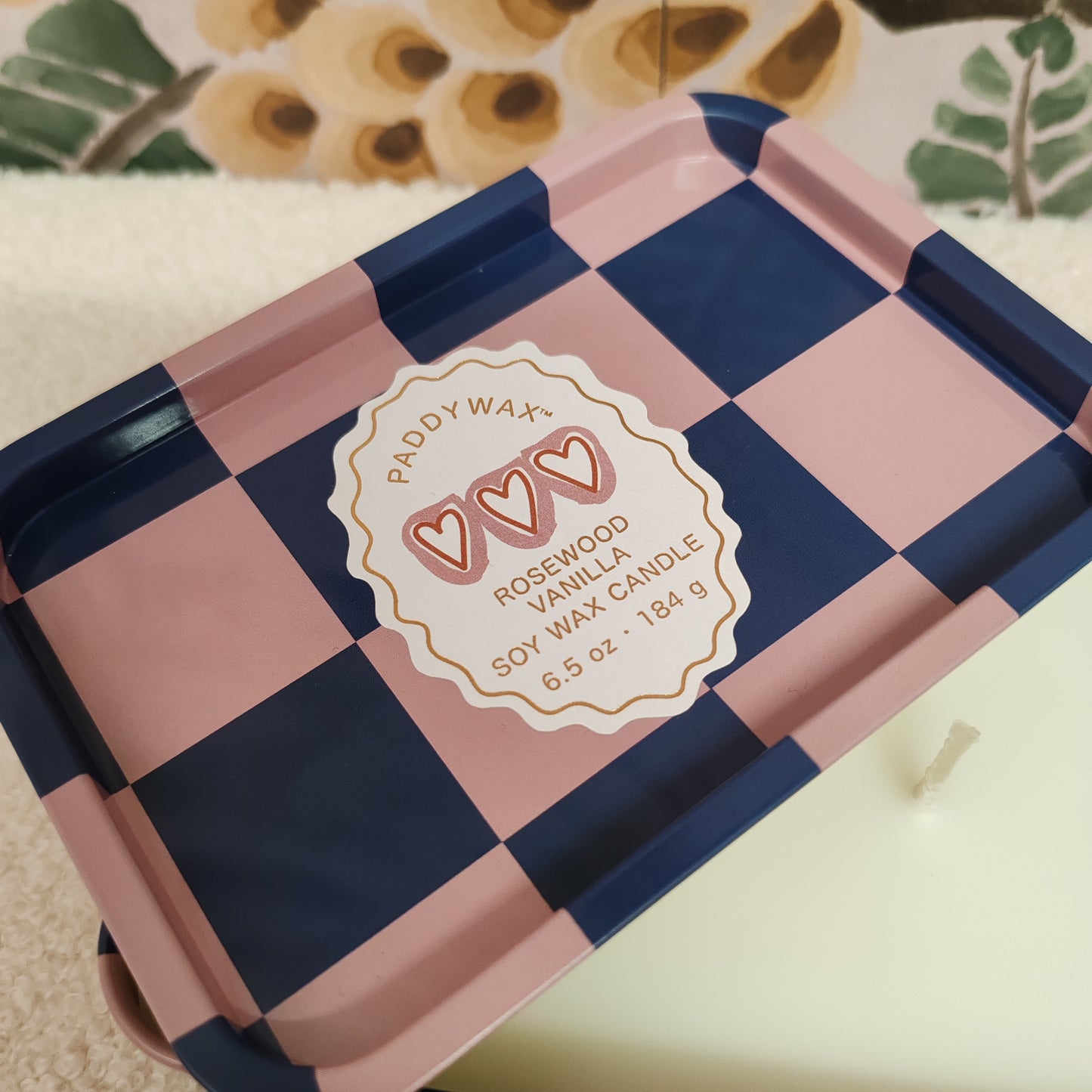 A Dopo 6oz/184g Hearts Printed Tin Candle - Rosewood Vanilla