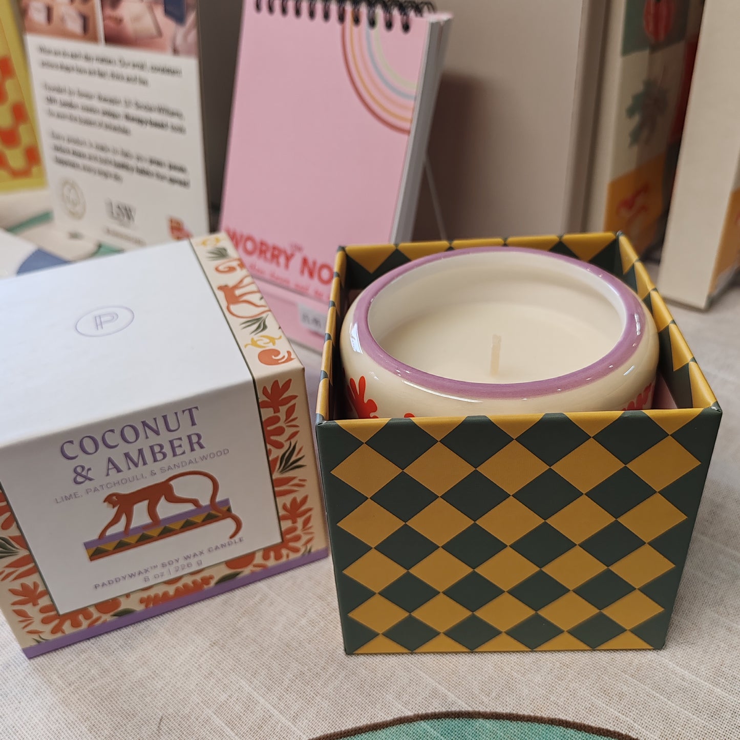 Adopo jungle ceramic candle. Scent of lime, Patchouli and sandalwood