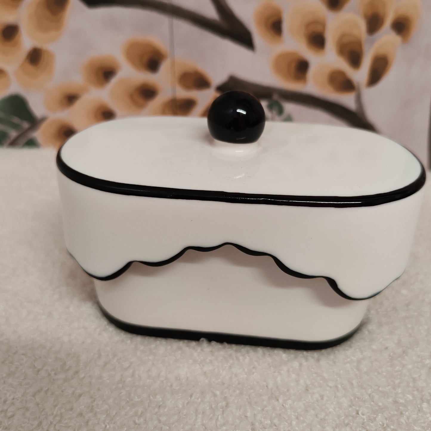 Cherie 5.5oz/155g Ceramic Dish Candle - Black-Black Fig & Olive