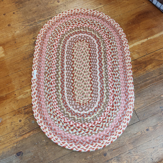 Coral Oval rug