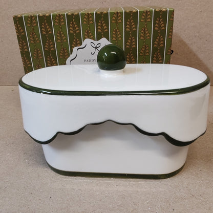 Cherie 5.5oz scented candle in porcelain lides pot with drawer packaging. Scent of Smoked Pistachio.
