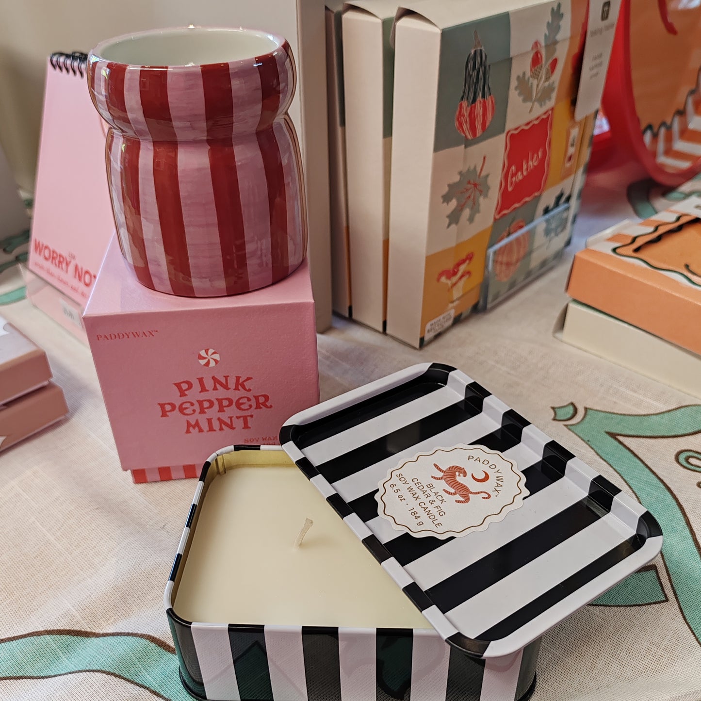 A Dopo 6oz/184g Tiger Printed Tin Candle - Black Cedar & Fig