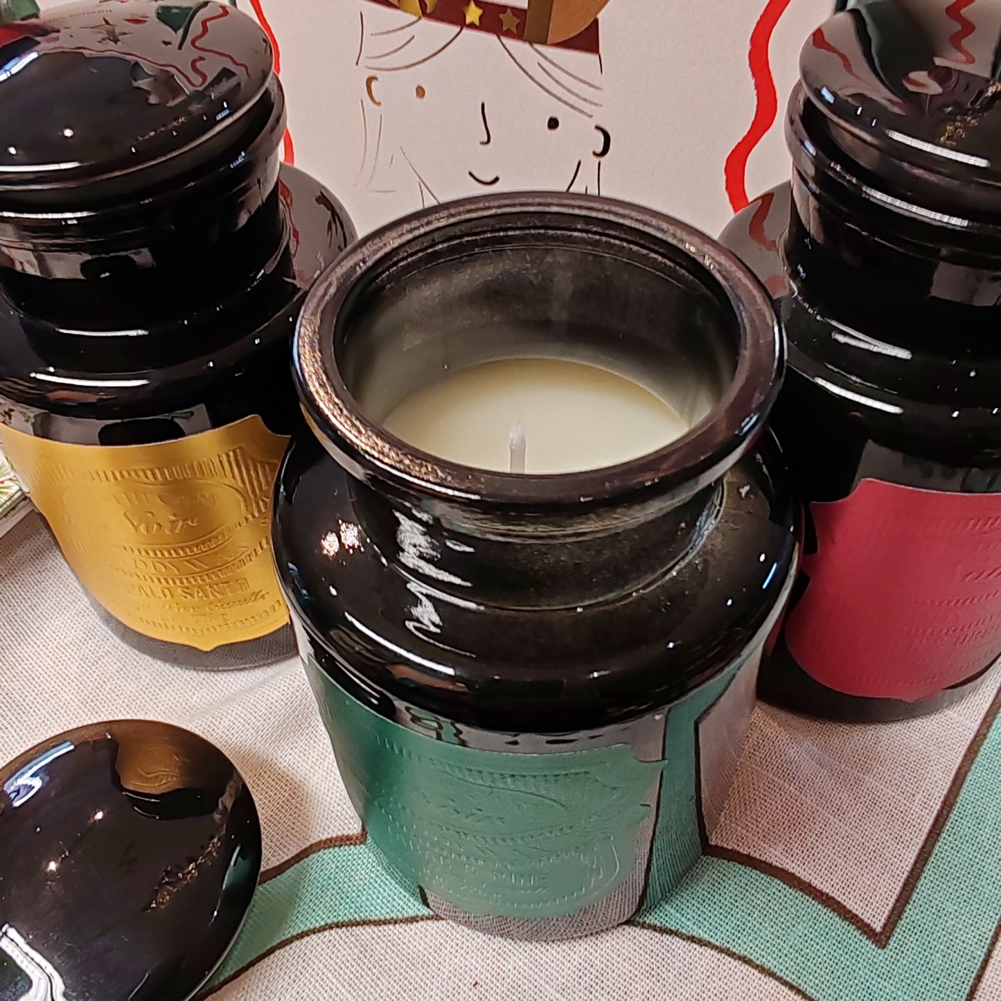 Black Apothecary Jar green foil label. Scent of Tabac and Pine