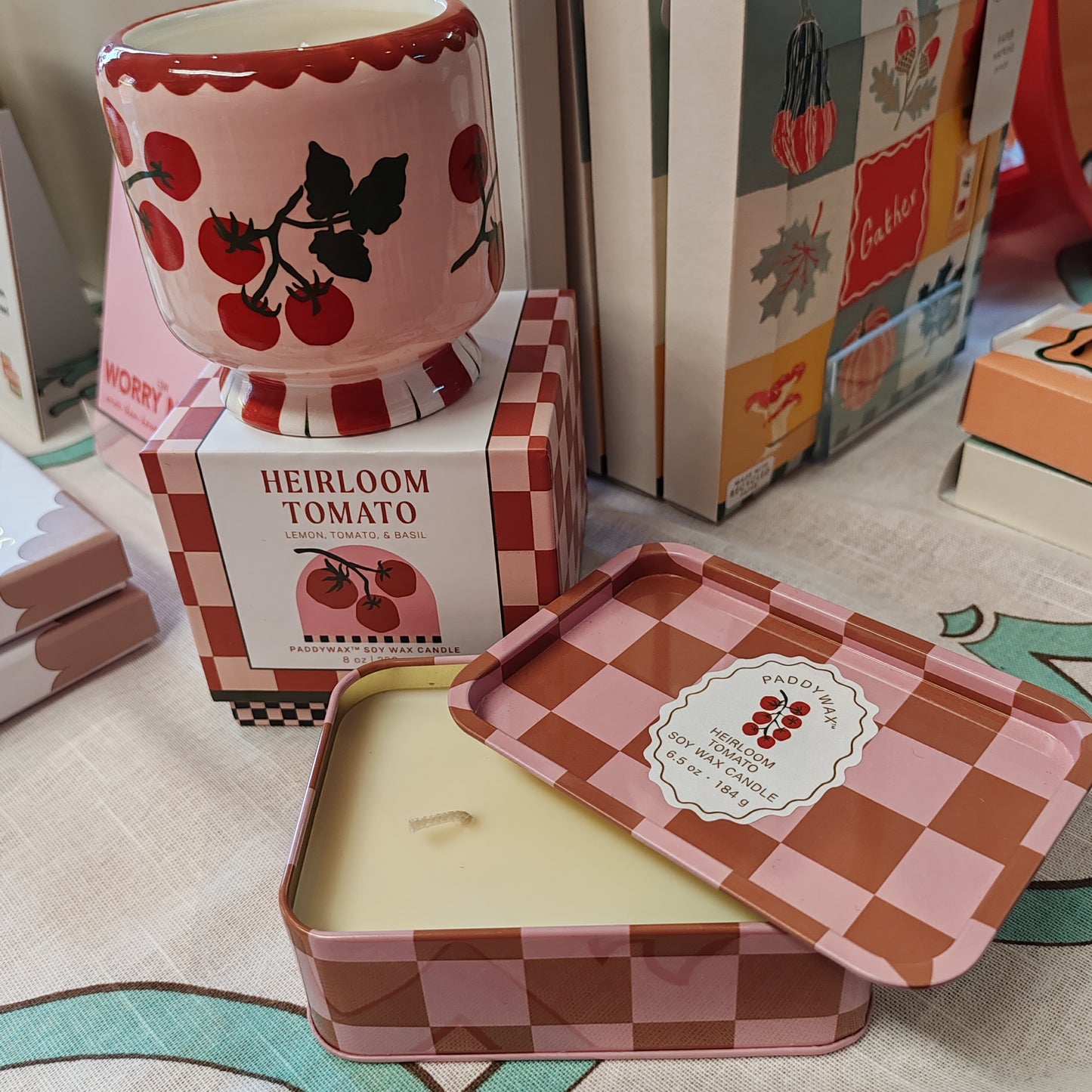 A Dopo 6oz/184g Tomato Printed Tin Candle - Heiloom Tomato