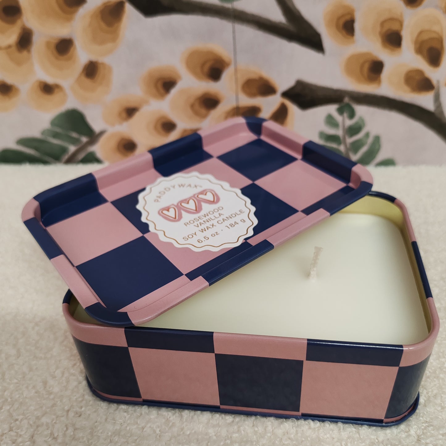 A Dopo 6oz/184g Hearts Printed Tin Candle - Rosewood Vanilla